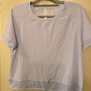 Lululemon Cropped Athletic Pleated Top